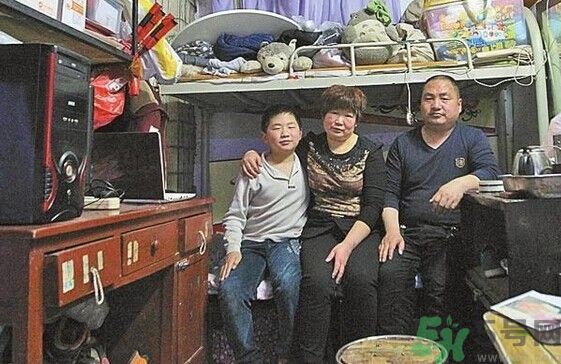 住窩棚夫婦倆十多年堅守女兒失蹤路口 如何預(yù)防孩子走失？