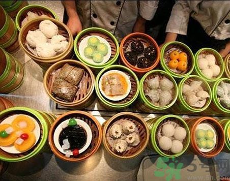 早餐吃面還是包子比較好？早餐吃包子和面健康嗎？