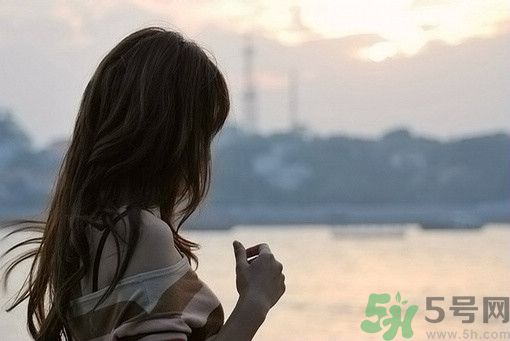 染發(fā)會(huì)增加淋巴癌的風(fēng)險(xiǎn)嗎？染發(fā)會(huì)得淋巴癌嗎？