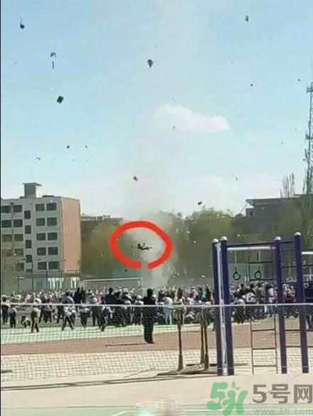 運動會突發(fā)龍卷風是怎么回事？遇到龍卷風怎么辦？