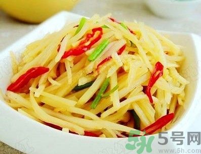 土豆皮變綠還可以吃？土豆發(fā)青吃了會中毒嗎？