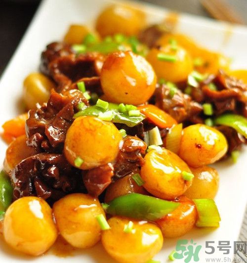 土豆皮變綠還可以吃？土豆發(fā)青吃了會中毒嗎？