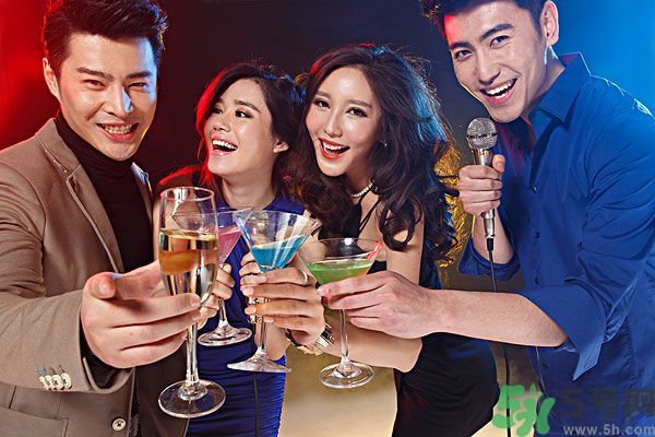 喝酒怎樣才能不傷身？飲酒要注意些什么？