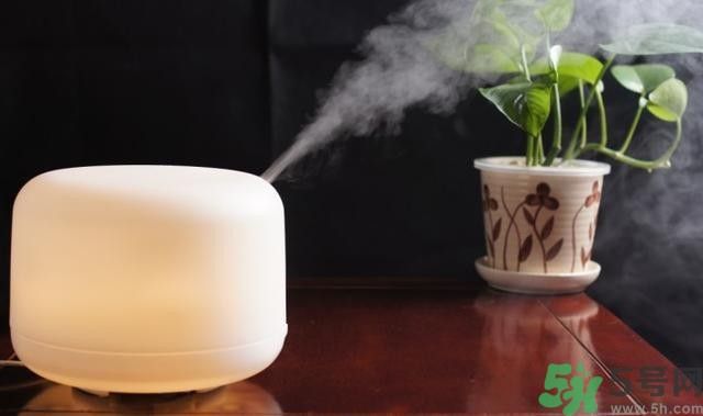 加濕器不適合什么人用？使用加濕器要注意些什么？