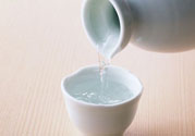 白酒能代替料酒做菜嗎？白酒可以用來做菜嗎？
