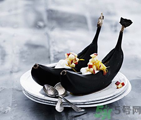 香蕉皮有黑點(diǎn)還能吃嗎？香蕉怎么保存不變黑？