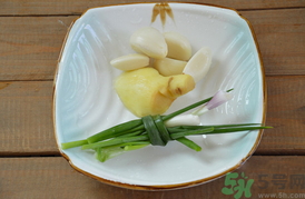 煲湯用什么鍋好？燉雞湯用什么鍋好呢？