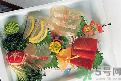 生魚(yú)片的做法是什么？如何自制生魚(yú)片？