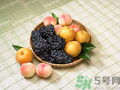 桃子和梨子能一起吃嗎？桃子和梨子一起吃好嗎？