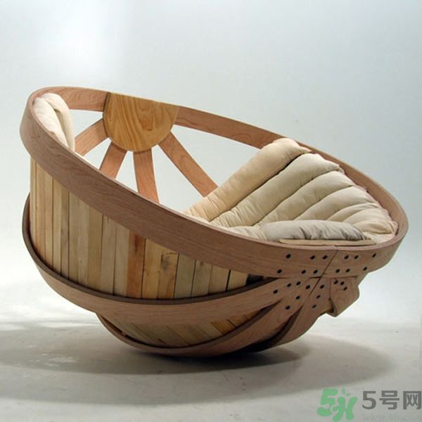 一個(gè)人適合什么樣的沙發(fā)？選購沙發(fā)要注意什么？