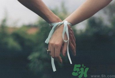 用醋泡手可以護(hù)膚嗎？怎么用醋泡手？