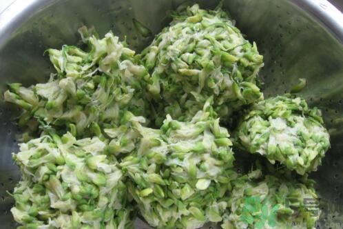 槐花怎么做好吃？槐花的做法有哪些？