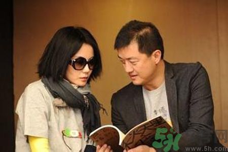 李亞鵬寫給王菲的情詩寫了什么？王菲和李亞鵬為什么離婚？