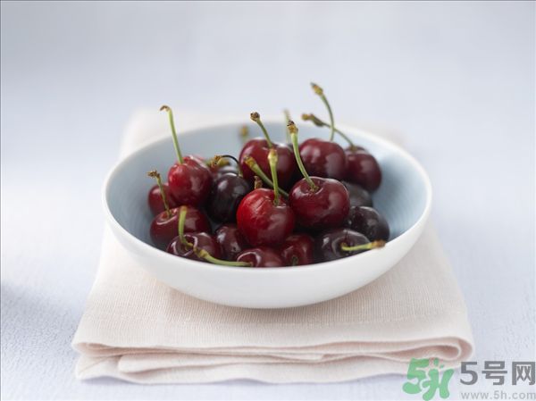 來(lái)月經(jīng)能吃櫻桃嗎？經(jīng)期吃櫻桃好嗎？