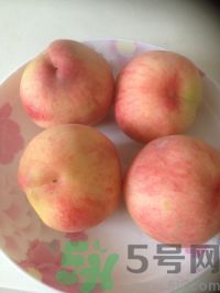 寶寶可以吃桃子嗎？寶寶吃桃子好不好？