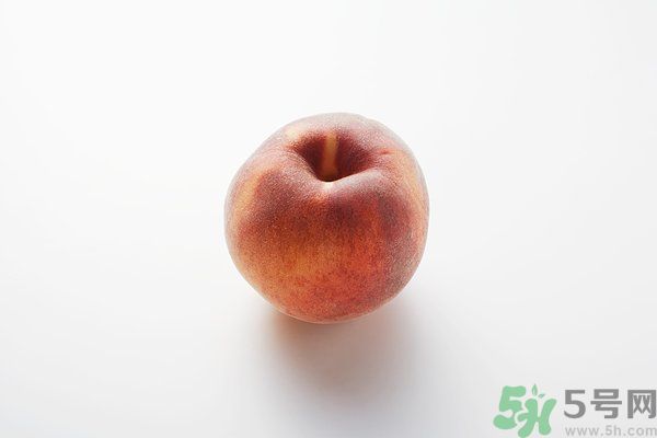 咳嗽能吃桃子嗎？咳嗽吃桃子好嗎？