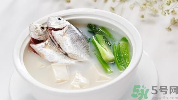 炒青菜為什么發(fā)黑？炒青菜發(fā)黑怎么辦？