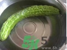 苦瓜泡水喝有什么好處？苦瓜泡水喝好嗎？