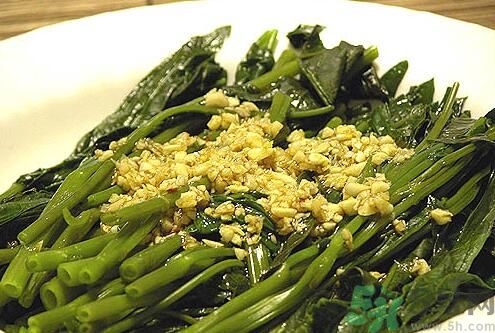 炒空心菜發(fā)黑怎么辦？空心菜怎么炒不發(fā)黑？