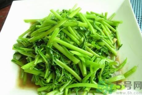 炒空心菜發(fā)黑怎么辦？空心菜怎么炒不發(fā)黑？