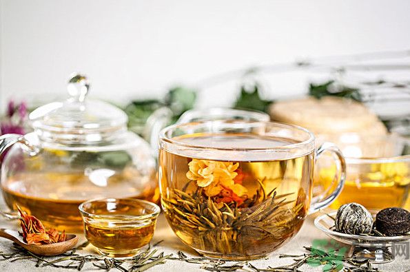 茉莉花綠茶加苦瓜能減肥嗎？茉莉花和苦瓜泡水喝嗎？