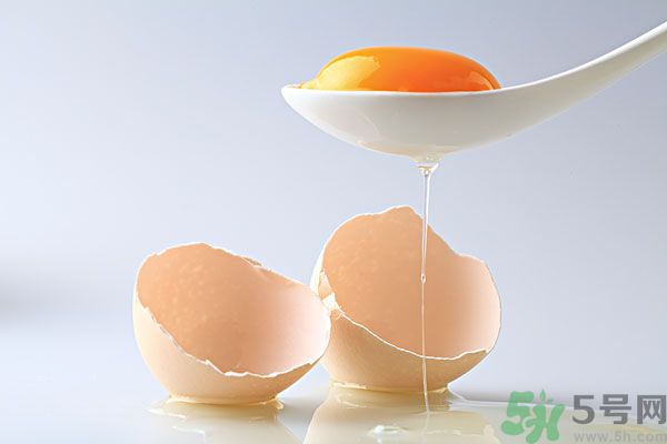 檸檬汁蛋清面粉做面膜能祛斑嗎？檸檬汁蛋清面粉能做面膜嗎？