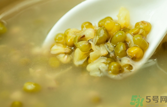 皮膚過敏能吃綠豆嗎？皮膚過敏能不能喝綠豆湯？