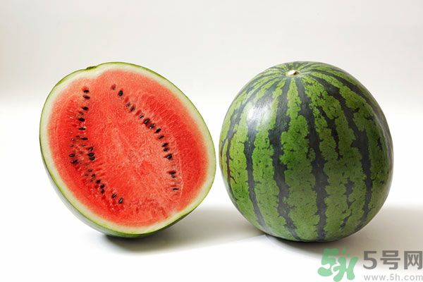 西瓜放冰箱可以放幾天？西瓜放冰箱隔夜能吃嗎？