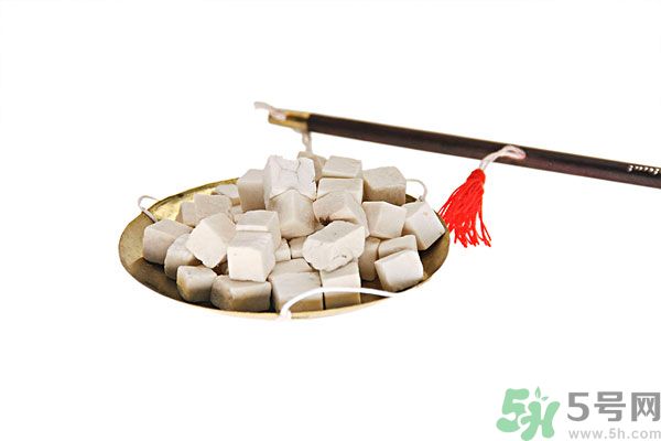 夏天吃茯苓好嗎？夏天吃茯苓有什么好處？