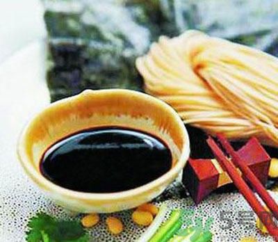 夏天醬油要不要放冰箱？醬油可不可以放冰箱？