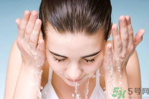 海鈺珍珠海藻柔膚水怎么樣？海鈺珍珠海藻柔膚水好用嗎？