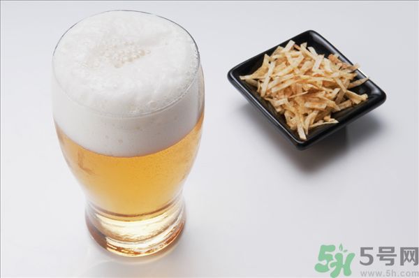 喝啤酒尿多是什么原因？喝啤酒尿多是不是腎不好？