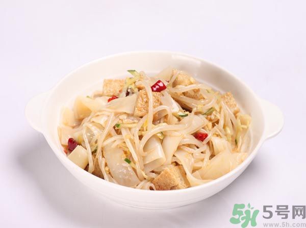 吃消炎藥還能吃涼皮涼面嗎？吃消炎藥吃涼皮會怎么樣？
