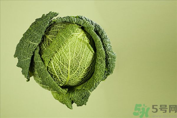 包菜外面爛了還能吃嗎？包菜里面有花可以吃嗎？