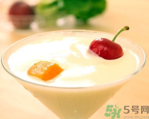哈密瓜可以和酸奶一起吃嗎？哈密瓜能和酸奶同食嗎？