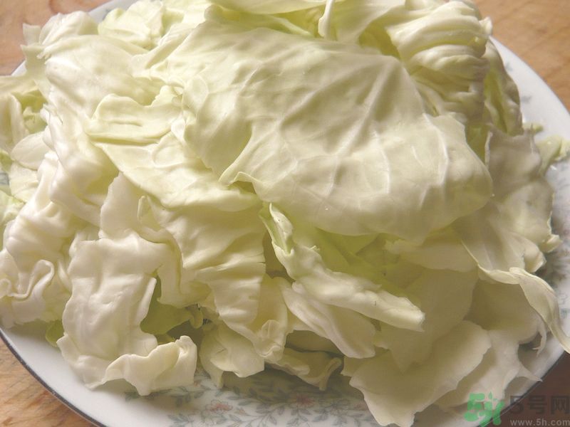 包菜榨汁要加水嗎？包菜汁怎么做？