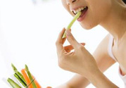 夏天吃什么養(yǎng)胃？夏天養(yǎng)胃要注意什么？