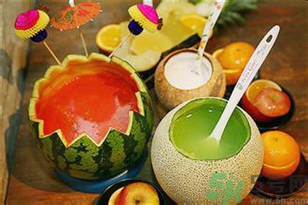 夏季吃什么可以防曬？夏季防曬不可以吃什么？