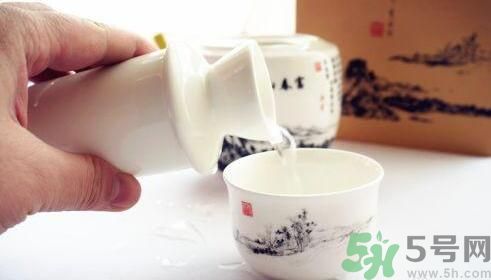 端午節(jié)喝什么酒？端午節(jié)什么酒應節(jié)氣？