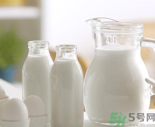 吃山楂可以喝牛奶嗎？山楂能和牛奶一起吃嗎？