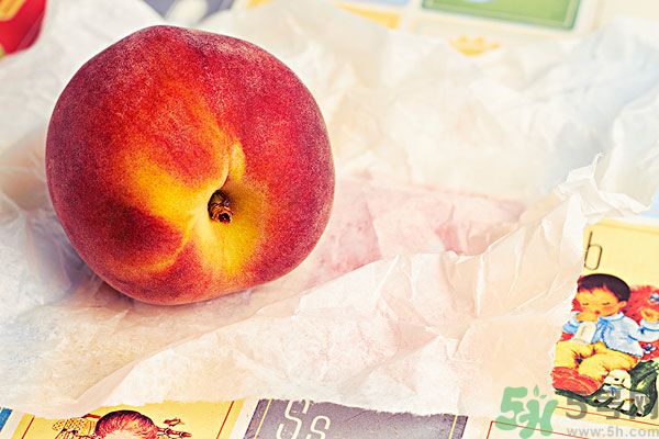 吃了李子能吃桃子嗎？桃子和李子同食好嗎？