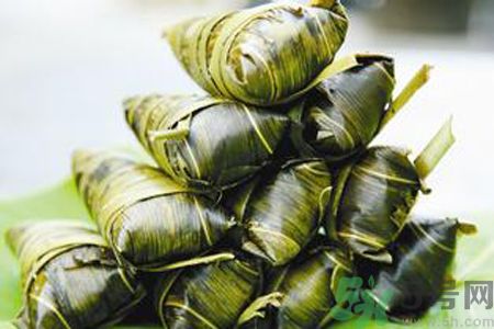 為什么煮粽子葉子會(huì)變黃？為什么煮粽子葉子會(huì)變色？