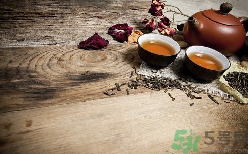 決明子泡水喝可以降火嗎？喝決明子茶可以清火嗎？