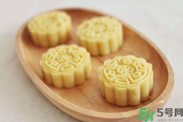 綠豆糕是熱性還是涼性？綠豆糕是涼性的嗎？