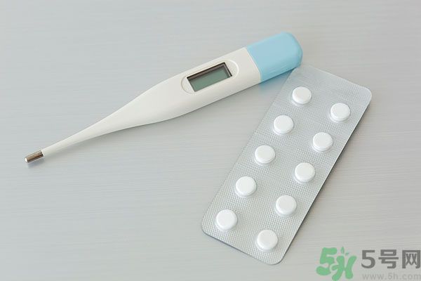 吃完感冒藥能喝酒嗎？吃完感冒藥多久可以喝酒？