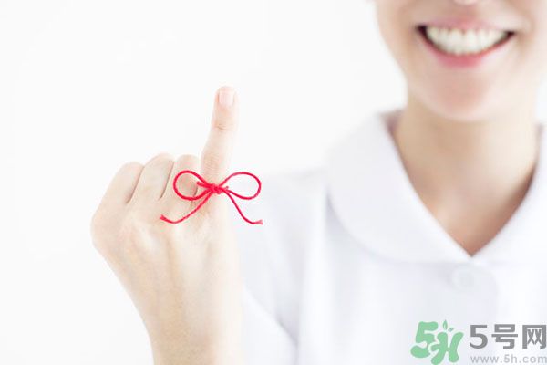 掰手指關(guān)節(jié)響好不好？掰手指關(guān)節(jié)響有危害嗎？