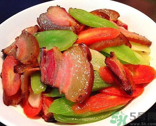 萵筍和臘肉一起炒好嗎？萵筍和臘肉一起吃好嗎？