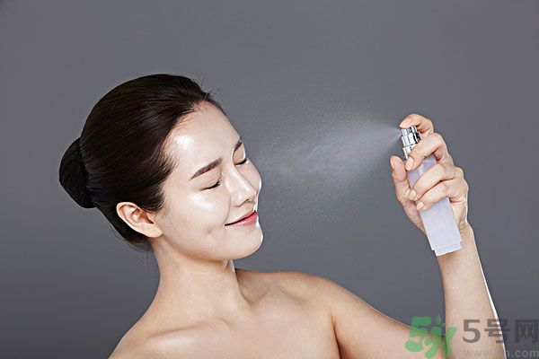 防曬噴霧可以噴臉嗎？防曬噴霧噴臉上好不好？