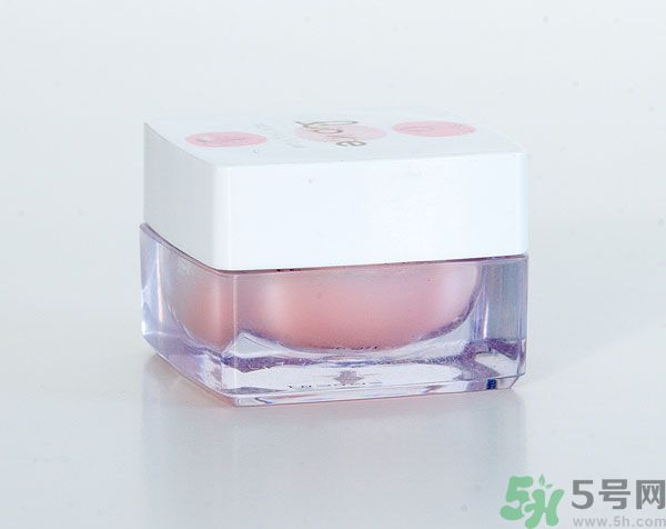 去年沒用完的防曬霜今年還能用嗎？擦護膚品直接用手取好嗎？