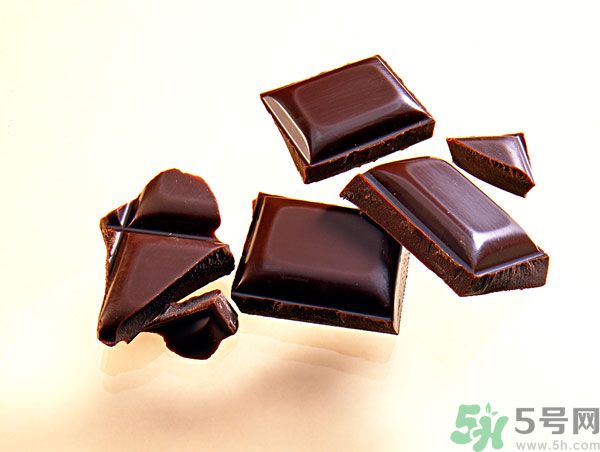 吃西瓜能防曬嗎？吃巧克力能紫外線嗎？